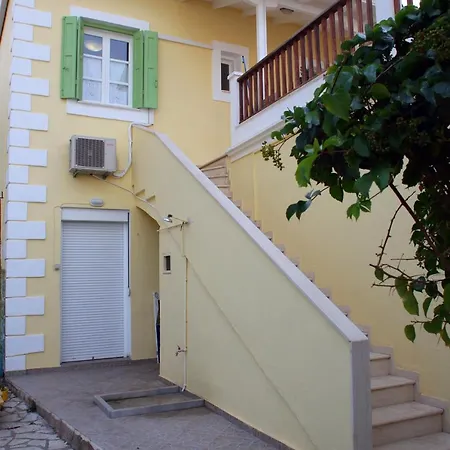 Lagadi Luxury Sea Side Apartment Agios Nikitas